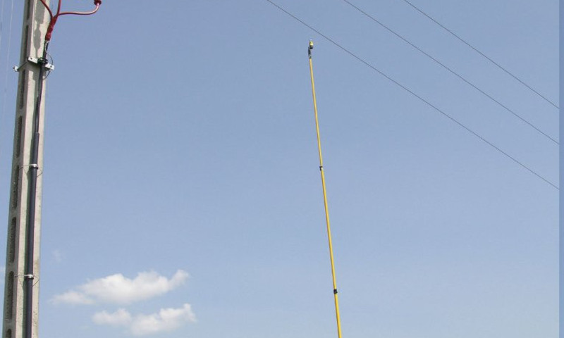 TELESKOPOWY DRĄŻEK IZOLACYJNY – BEZPIECZNA PRACA POD NAPIĘCIEM